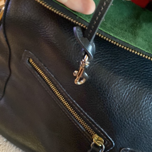 Florentine Dooney and Bourke leather and brass handbag. With long strap. - Picture 4 of 9